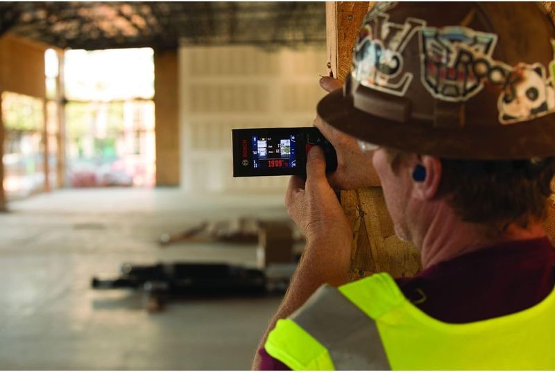 Bosch GLM400C Laser Measure - Image 11