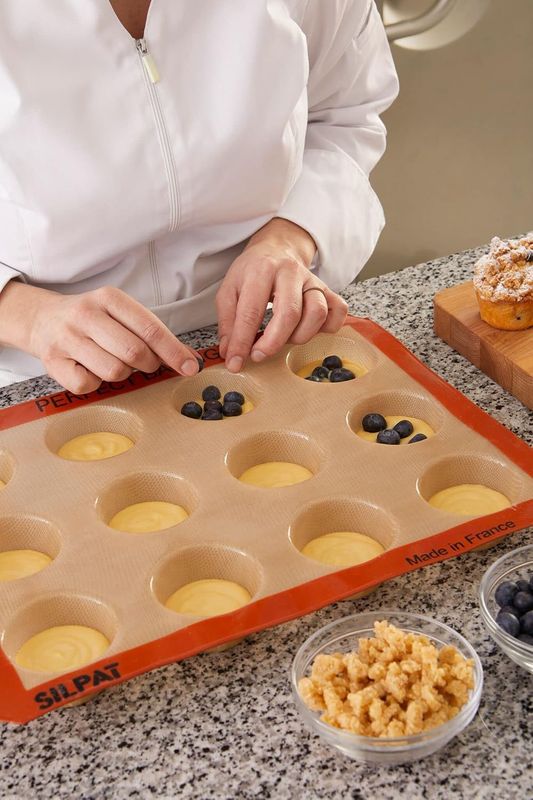 Silpat Muffin Mold - Image 23