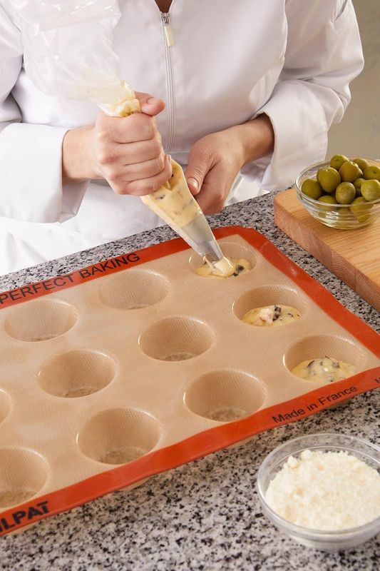 Silpat Muffin Mold - Image 26