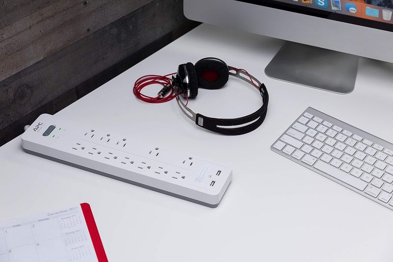 APC Surge Protector PH12U2W - Image 6