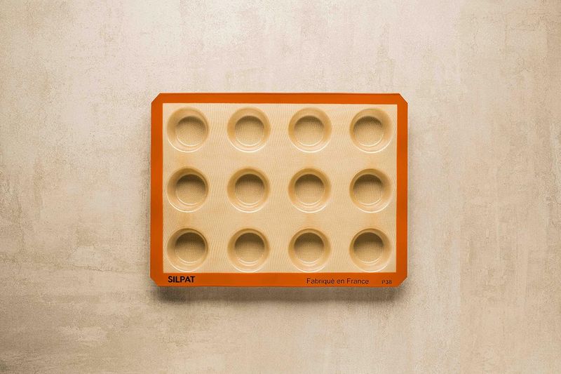 Silpat Muffin Mold - Image 3
