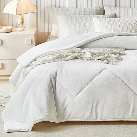 Super King Velvet Comforter for $15.59!
