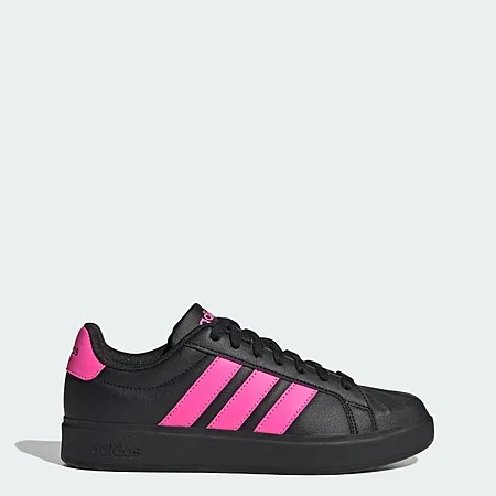 Discount on adidas Women Streettalk Shoes